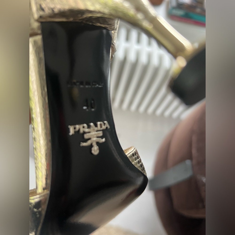 PRADA Gold peeptoe pump sandals size 40/US 10, iconic, worn once - Picture 11 of 12